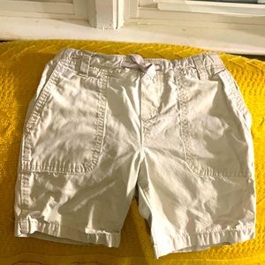 Young boys chinos, size M 5-6, light khaki, shorts